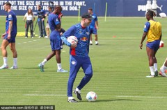 德甲球队莱比锡备战新赛季</title>
        
    <title>德甲球队莱比锡备战新赛季