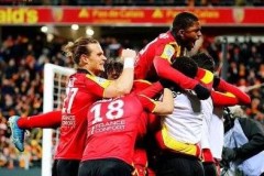 法甲中游较量：朗斯主场迎战巴黎 FC 深度剖析