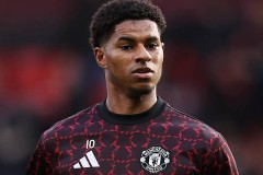 拉什福德坦言状态不稳是弱点，暗讽曼联环境太差