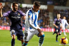 西甲夜战：皇家社会VS马洛卡，保级边缘的生死博弈