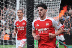 阿尔特塔神了：豪取4连胜，阿森纳三线狂飙，冲击冠军