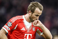 12场20球！32岁超级前锋太无解，创造神迹，梅西C罗都没能做到